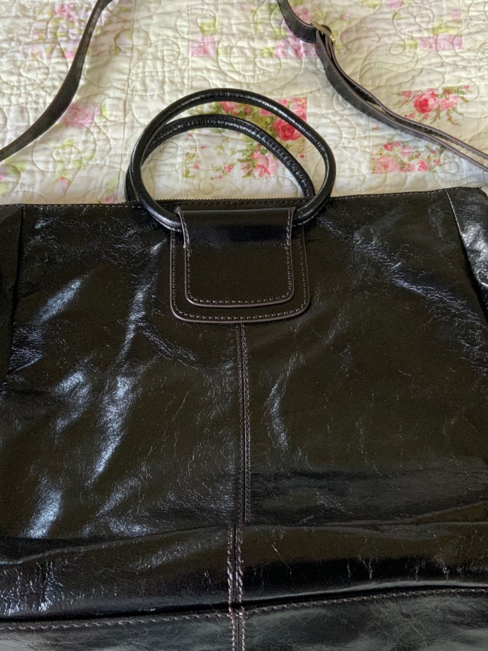 HOBO Sheila in Black Polished Leather - Large